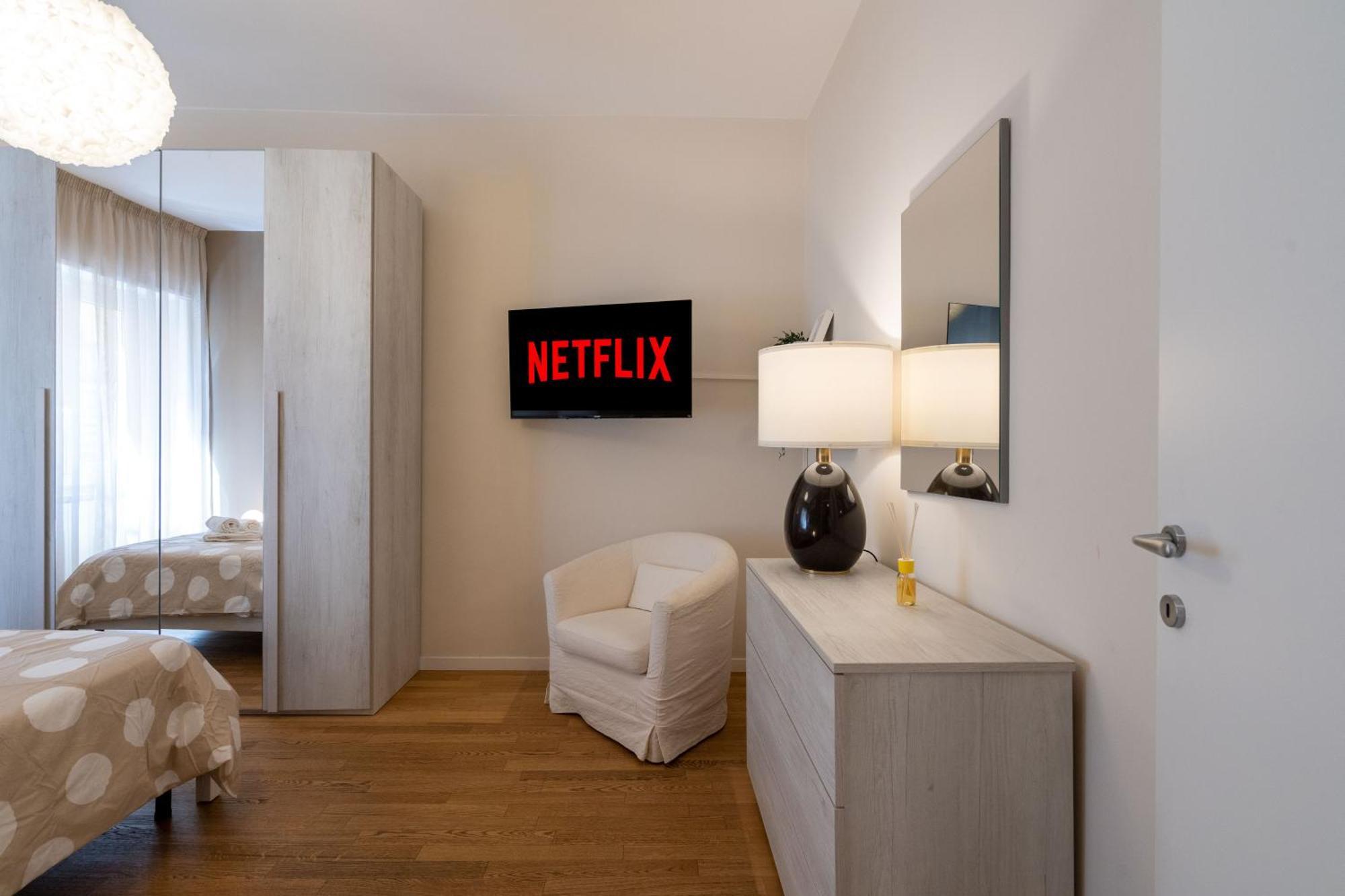 Appartamento -15Min Dal Colosseo- Aria Condizionata & Netflix Gratis Roma Esterno foto